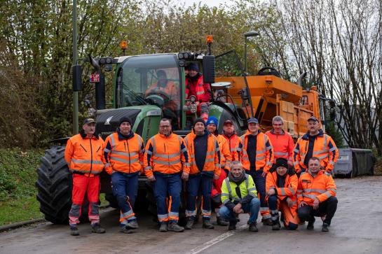 De medewerkers van de strooidienst van Pajottegem
